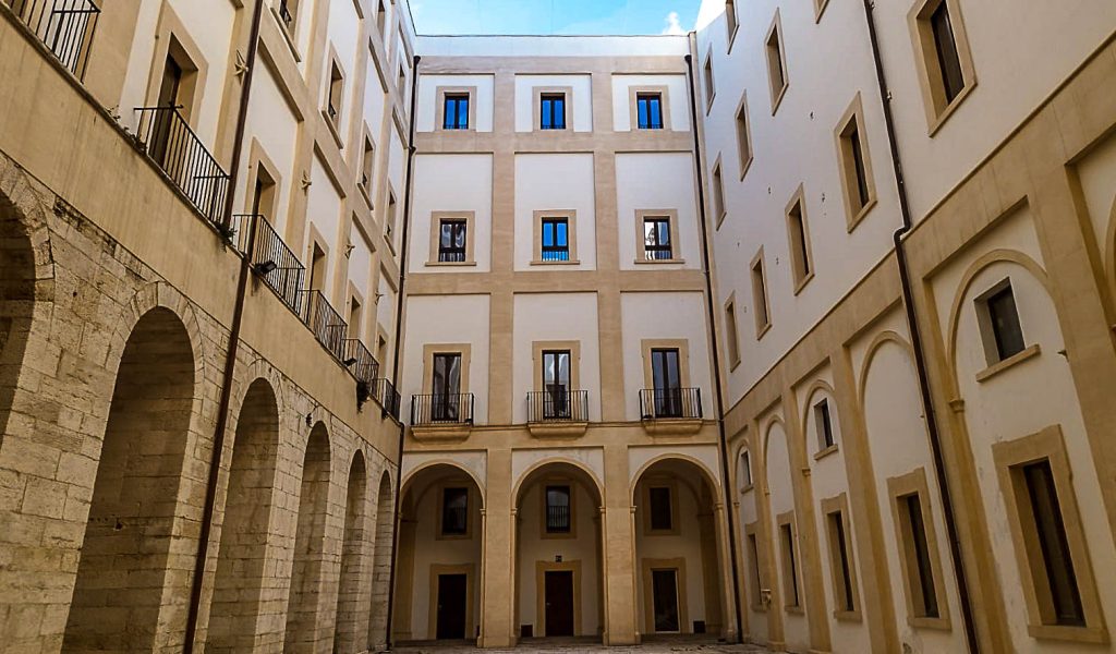 Sede centrale — Complesso di Santa Chiara